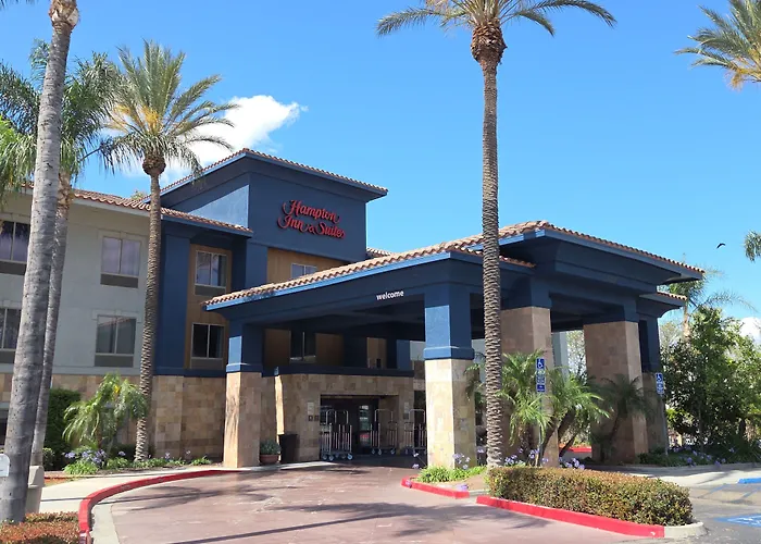 Hampton Inn & Suites Ontario
